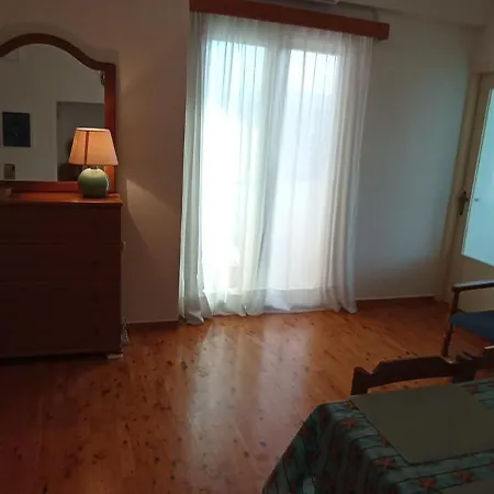 Alemar Apartman Kiáto